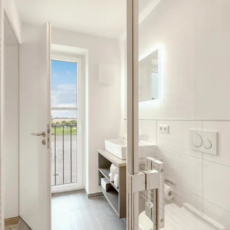 Apartment In With Kitchen *